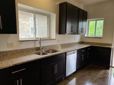 6526 N Artesian Ave, Chicago, IL 60645 photo 2