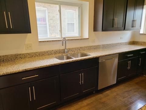 6526 N Artesian Ave, Chicago, IL 60645 photo 4