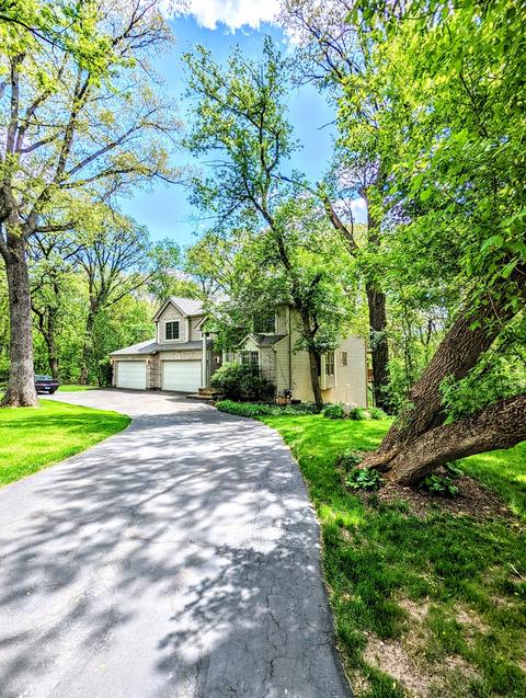 39 W579 Lori Ln, Elgin, IL 60124 photo 3