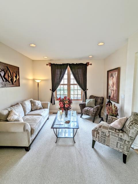 39 W579 Lori Ln, Elgin, IL 60124 photo 21