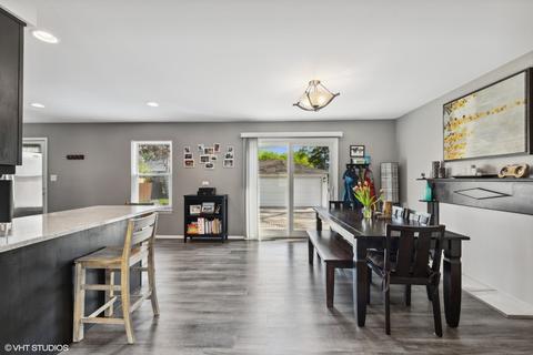 1012 Kenilworth Dr, Wheeling, IL 60090 photo 8