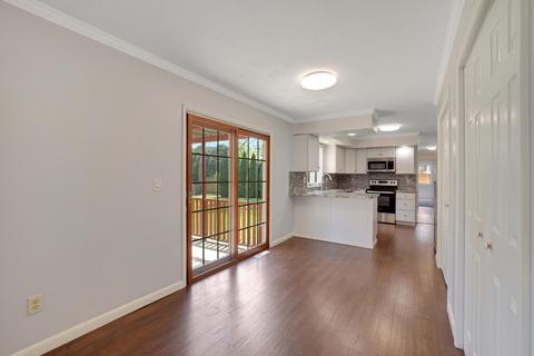 2214 Brookshire Dr E, Champaign, IL 61821 photo 7