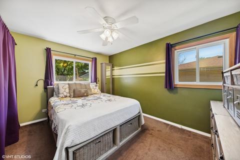 225 Pleasant St, Hoffman Estates, IL 60169 photo 8