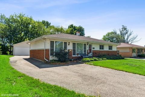 225 Pleasant St, Hoffman Estates, IL 60169 photo 1