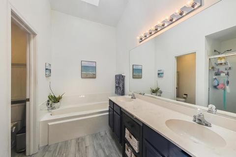 7231 Dada Dr, Gurnee, IL 60031 photo 9