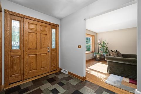 1512 Gamon Rd, Wheaton, IL 60189 photo 8