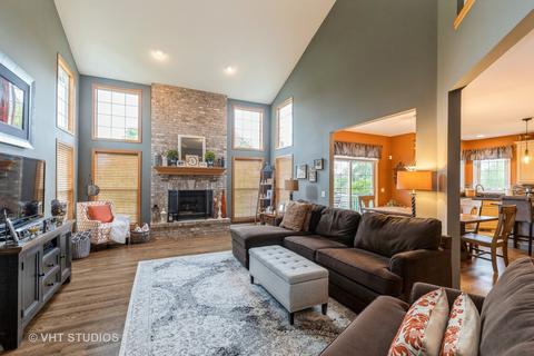 641 Brookside Ave, Algonquin, IL 60102 photo 11