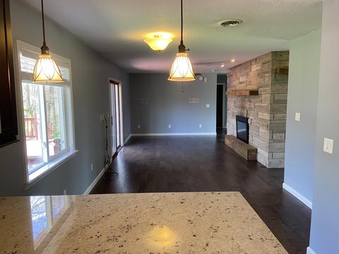 212 Maple Dr, Catlin, IL 61817 photo 2