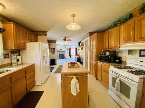 331 Elk St, Odell, IL 60460 photo 9