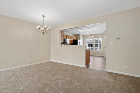 1147 Reserve Dr, Elgin, IL 60124 photo 5