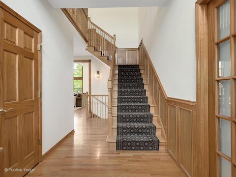 455 Pond View Ln, Bartlett, IL 60103 photo 5