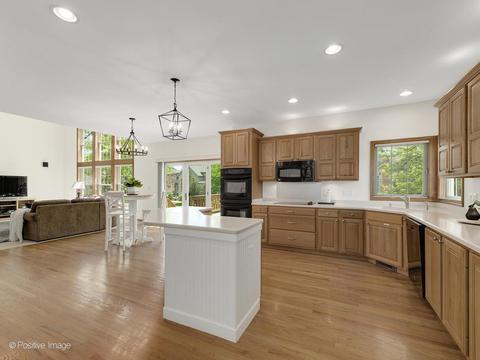 455 Pond View Ln, Bartlett, IL 60103 photo 13
