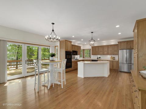 455 Pond View Ln, Bartlett, IL 60103 photo 10