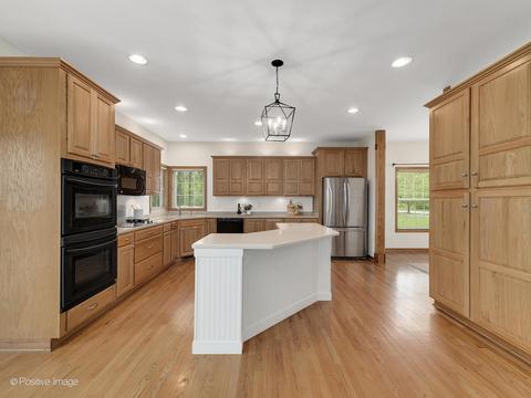 455 Pond View Ln, Bartlett, IL 60103 photo 16