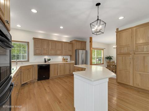 455 Pond View Ln, Bartlett, IL 60103 photo 12