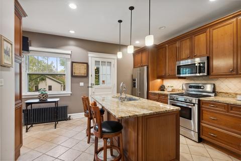 508 Barton Ave, Evanston, IL 60202 photo 13