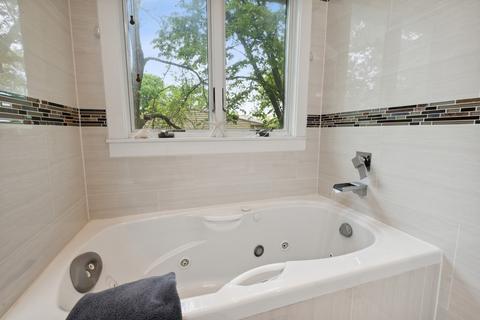 508 Barton Ave, Evanston, IL 60202 photo 19