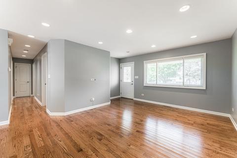 1027 Valewood Rd, Bartlett, IL 60103 photo 3