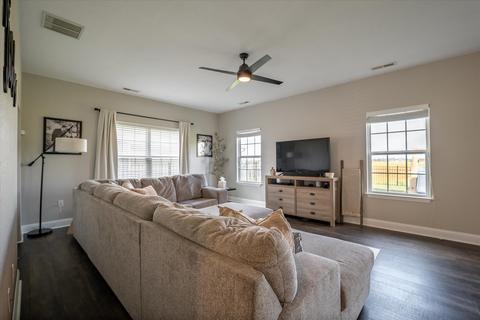 3310 Sharp Dr, Champaign, IL 61822 photo 7