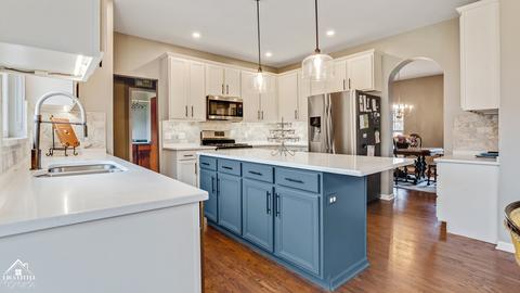 2572 Pinehurst Dr, Aurora, IL 60506 photo 7