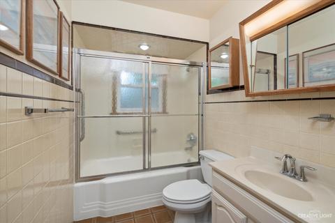 1281 Pleasantview Dr, Elgin, IL 60123 photo 14