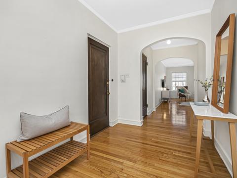 2000 Harrison St #2E, Evanston, IL 60201 photo 2