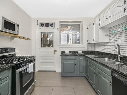 2000 Harrison St #2E, Evanston, IL 60201 photo 7