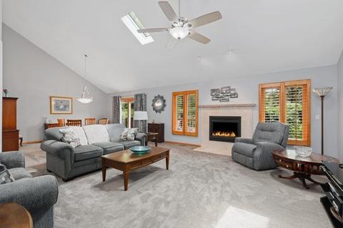 315 Ford Ln, Bartlett, IL 60103 photo 6