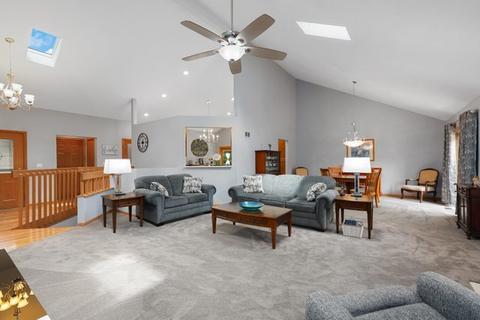 315 Ford Ln, Bartlett, IL 60103 photo 7