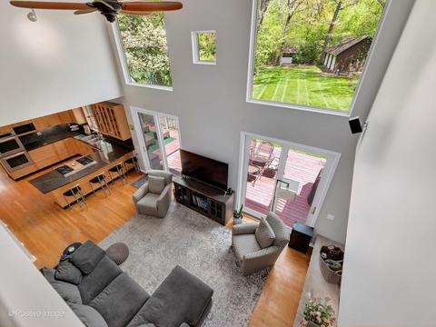 2 S257 Center Ave, Wheaton, IL 60189 photo 4