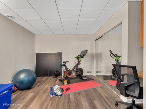 2 S257 Center Ave, Wheaton, IL 60189 photo 24