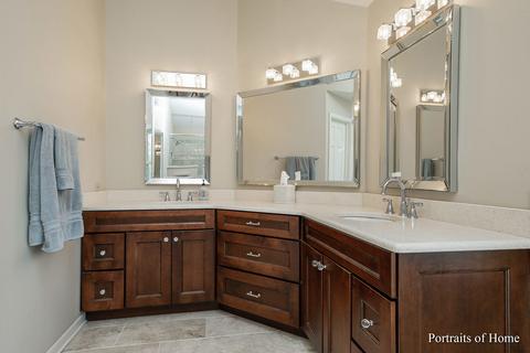 1058 Gallant Ct, Wheaton, IL 60187 photo 19
