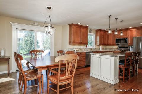 1058 Gallant Ct, Wheaton, IL 60187 photo 10
