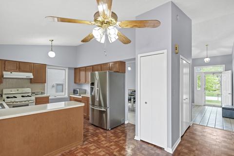527 Ladysmith Rd, Bartlett, IL 60103 photo 13