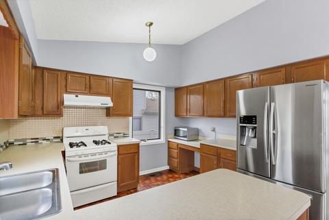 527 Ladysmith Rd, Bartlett, IL 60103 photo 14