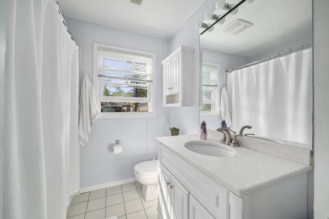 809 S Gables Blvd, Wheaton, IL 60189 photo 16