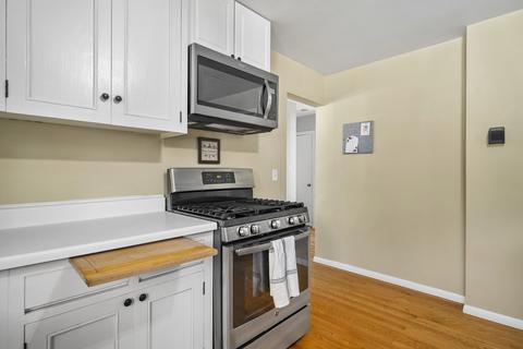 809 S Gables Blvd, Wheaton, IL 60189 photo 11