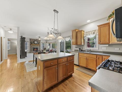 16414 Hidden River Cir, Plainfield, IL 60586 photo 8