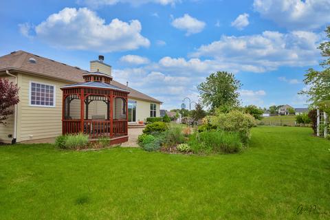 2002 Carter Ct, Mchenry, IL 60051 photo 3
