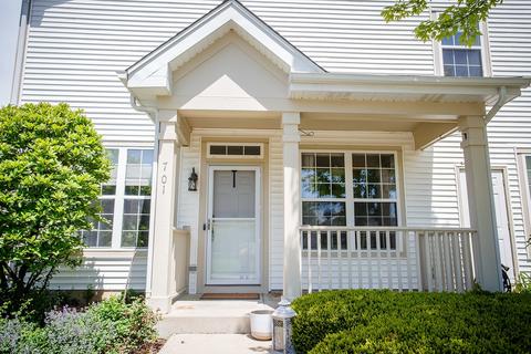 701 Morris Ct, Lakemoor, IL 60051 photo 2