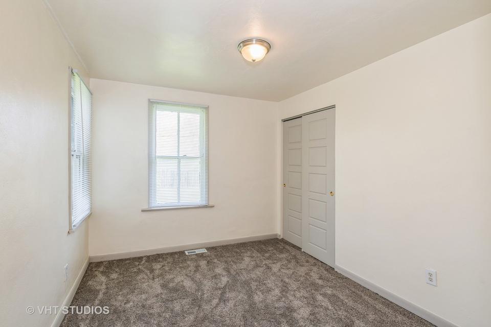  42379 N Park Ln, Antioch, IL 60002 photo 16