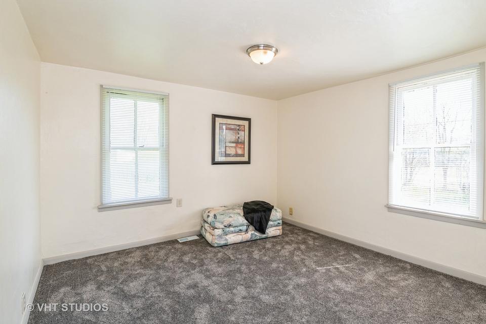  42379 N Park Ln, Antioch, IL 60002 photo 14