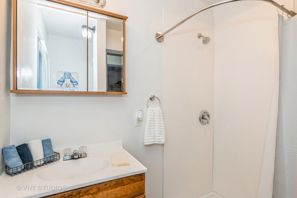  42379 N Park Ln, Antioch, IL 60002 photo 11