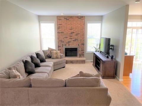 1202 Asbury Ct, Elgin, IL 60120 photo 9