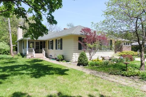 1424 E Forest Ave, Des Plaines, IL 60018 photo 1