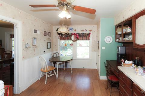 1424 E Forest Ave, Des Plaines, IL 60018 photo 4