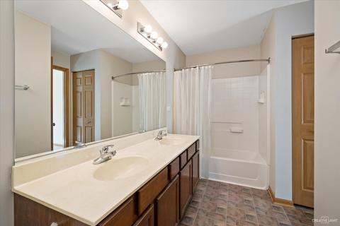 982 Celebration Dr, Aurora, IL 60504 photo 20