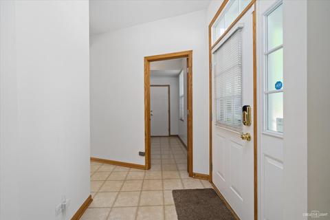 982 Celebration Dr, Aurora, IL 60504 photo 4
