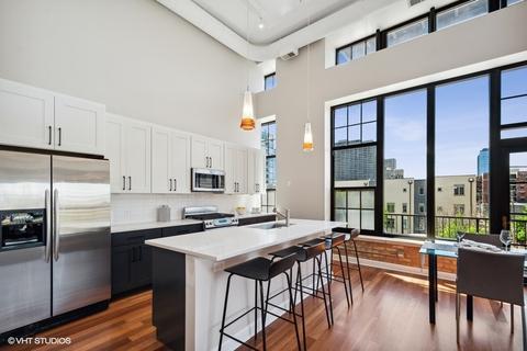70 E 18th St #3A, Chicago, IL 60616 photo 7