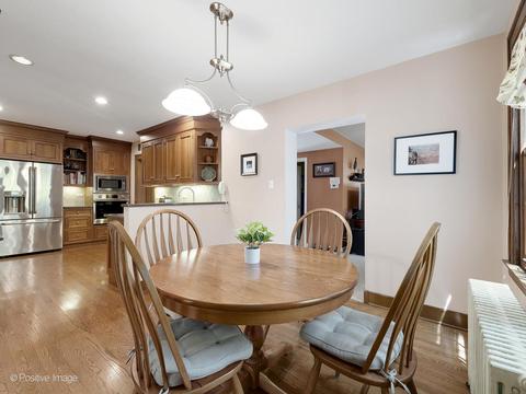703 E Illinois St, Wheaton, IL 60187 photo 7